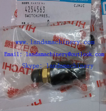 Hitachi 4254563 Pressure Switch for EX200 Excavator