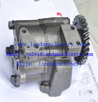 Komatsu excavator S6D155 engine oil pump 6128-52-1013