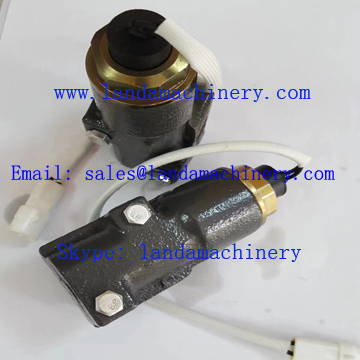 Hitachi Excavator Hydraulic Pump Parts Solenoid Valve 4444902